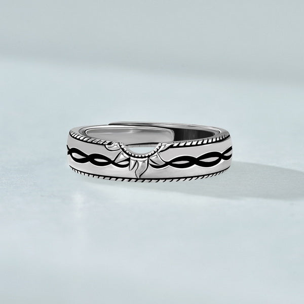 Origsoul sunflower antique ring with detailed black engraved chain pattern on silver band