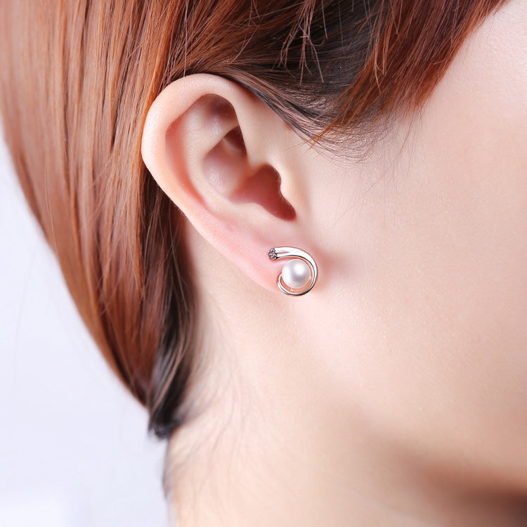 Pearl Earrings in 925 Sterling Silver