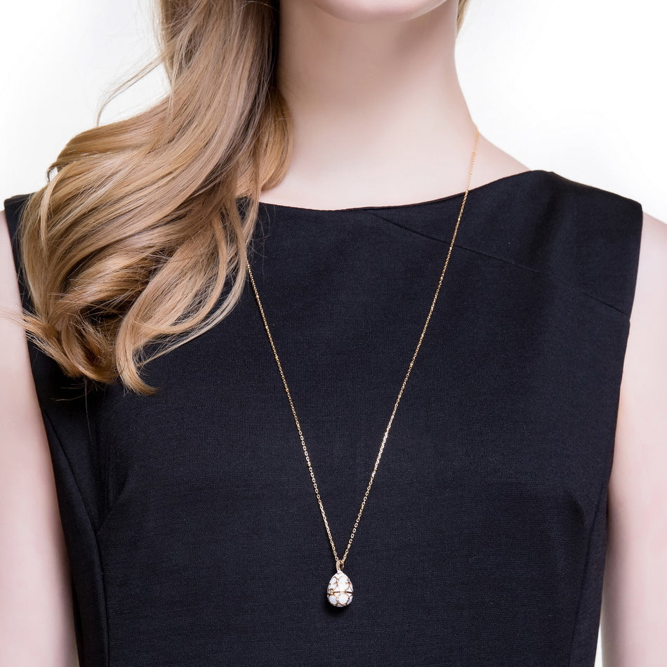 Flower Pendant Necklace in Gold-Plated 925 Silver