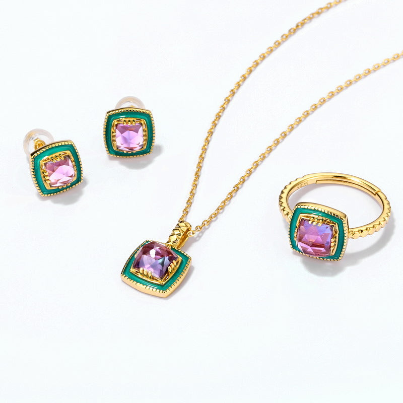 Amethyst Ring in Gold-Plated 925 Silver