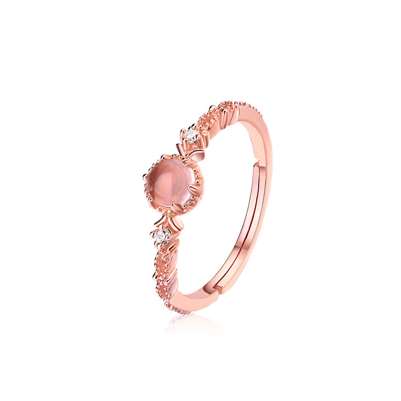 Sculptural Ring in 925 sterling silver, on a hand — Origsoul