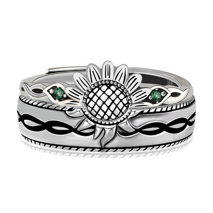 Origsoul silver sunflower antique ring with detailed petals and green gemstone accents