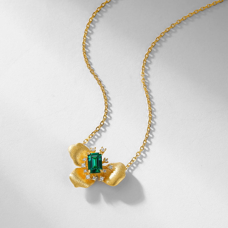 Origsoul sterling silver jelwery gold necklace with green gemstone and floral pendant design